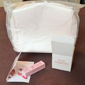 #Kylie Cosmetics